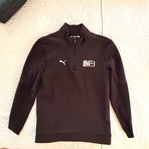 Like-new Formula 1 2023 Event Operations Las Vegas Sweater Pullover